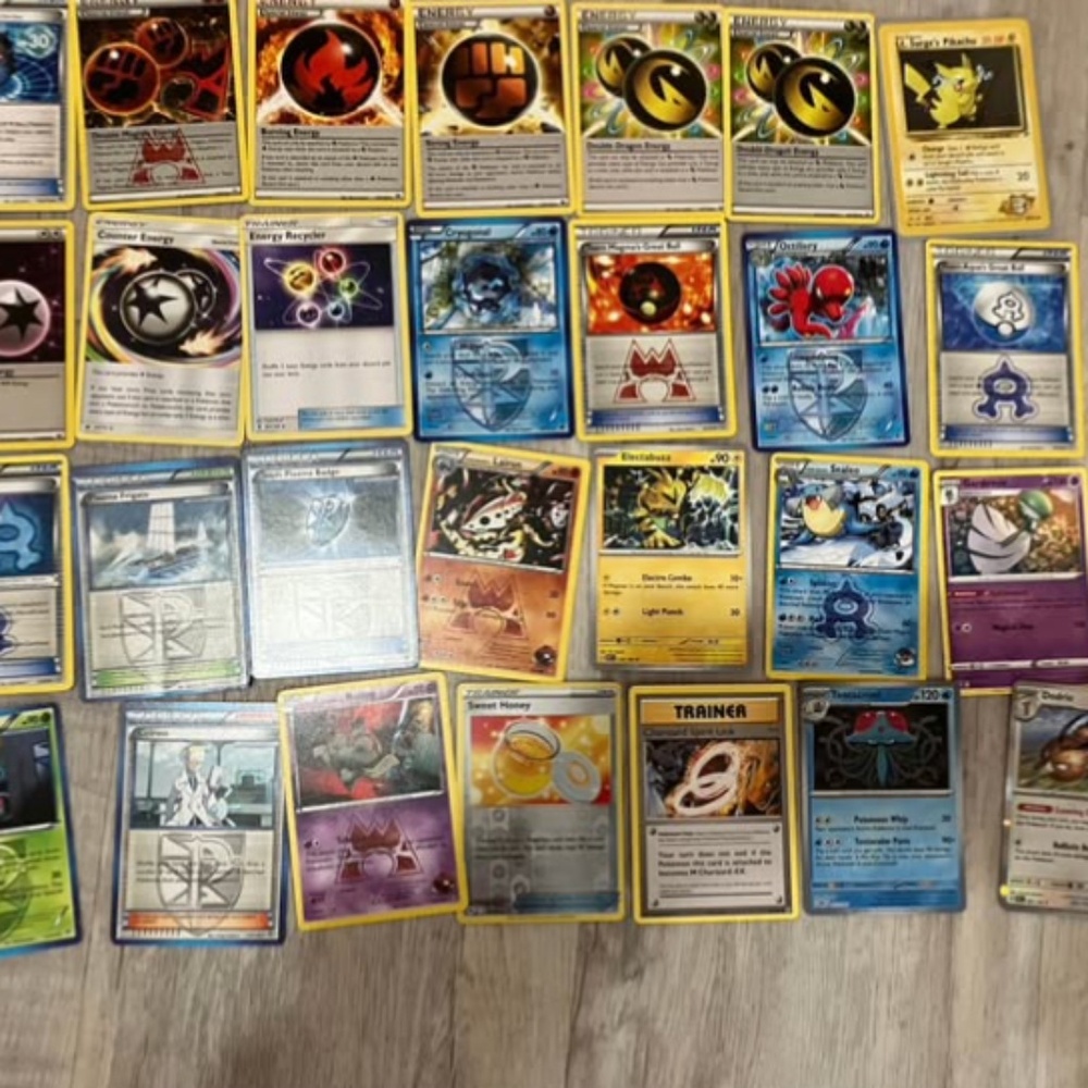 Old pokemon cards plasma, sun and moon era, gym heroes and morec